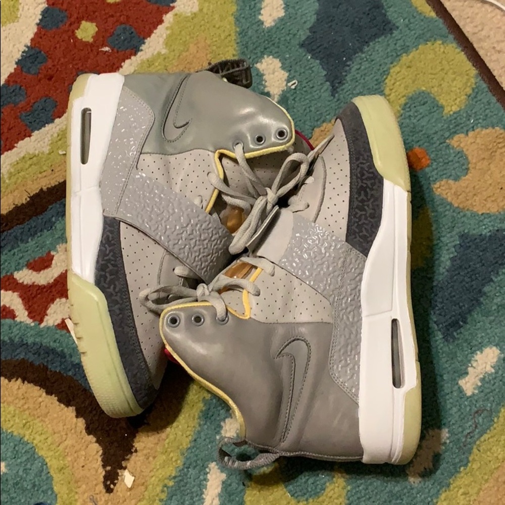 Iconic Yeezy 1 zen